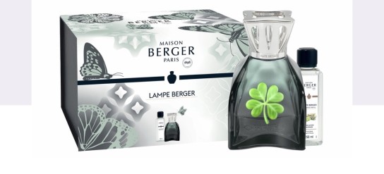 Lifestyle-Trend -  Eine Lampe Berger mit dem Raumduft 