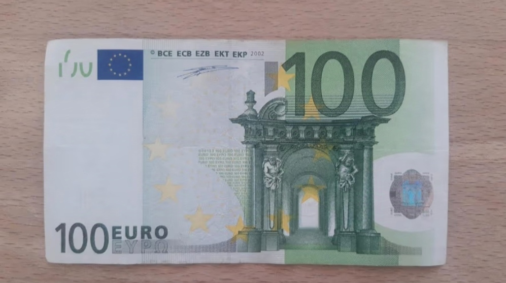 LECKER - Einen Tchibo Gutschein im Wert von 100 Euro