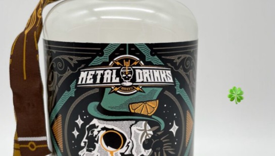 time for metal - eine Flasche Metaldrinks Gin