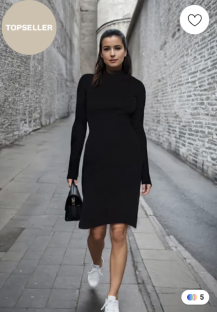 Schwarzes Midikleid mit Rundhalsausschnitt und Schlitz von Trendyol Collection